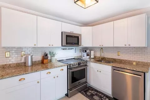 9507 Bellewood St, Palm Beach Gardens, FL 33410