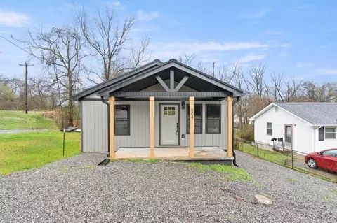 804 Martin St, Clarksville, TN 37040