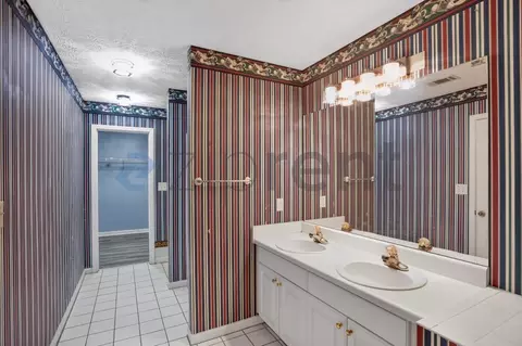 190 Overlook Dr, Covington, GA 30016 photo 17