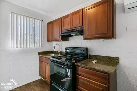 8835 N 3rd St #14, Phoenix, AZ 85020