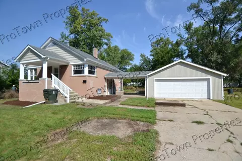 509 W Oak Ave, Lockport, IL 60441