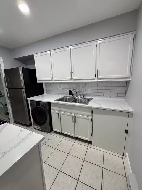 164 Kennedy Dr #164, Bridgeport, CT 06606