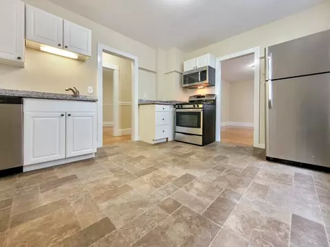 163 Hichborn St #6, Revere, MA 02151