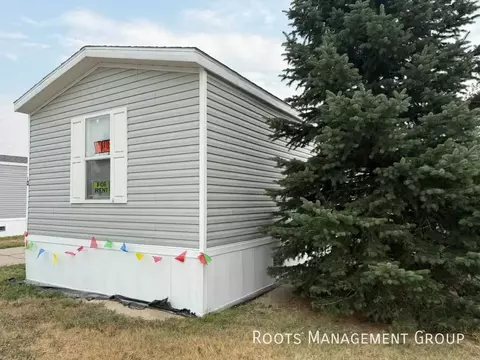 b13 meadows ct, Alliance, NE 69301
