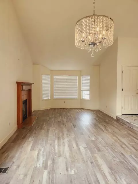 1814 Evalane Way, Concord, CA 94519 photo 2