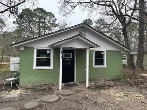 102 Brenda B Ln, Lincolnville, SC 29485