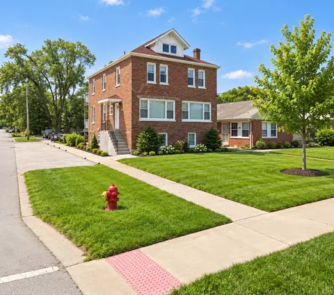 14700 Turner Ave #B, Midlothian, IL 60445