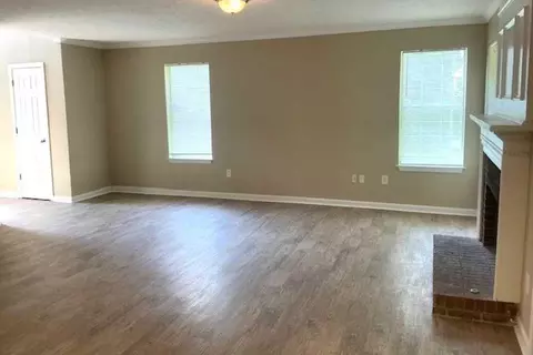 609 Coventry Township Ln, Marietta, GA 30062