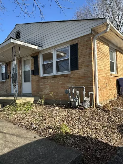 3512 Lansdowne Dr #B, Lexington, KY 40517