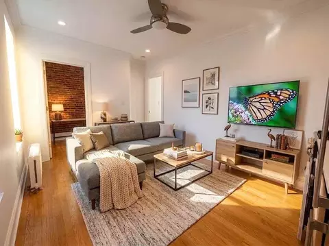 380 S 4th St #7, Brooklyn, NY 11211
