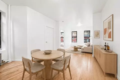 235 W 12th St #4, New York, NY 10014