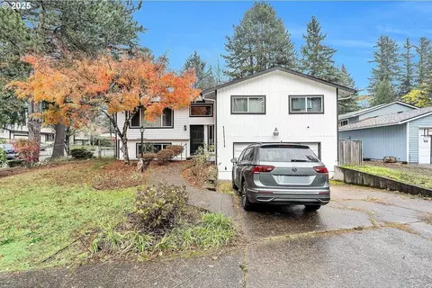 3338 Seave, Portland, OR 97236