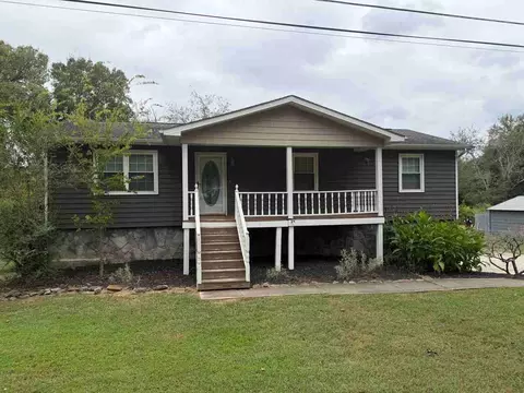9233 Snow Hill Rd, Ooltewah, TN 37363