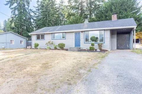8024 Florida Dr, Everett, WA 98203 photo 2