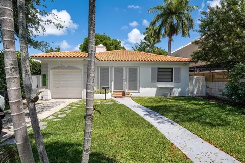 1719 Lenox Ave, Miami Beach, FL 33139