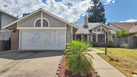 8818 Somershire Way, Sacramento, CA 95828