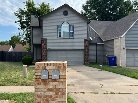 1120 W Florence Ct, Broken Arrow, OK 74011