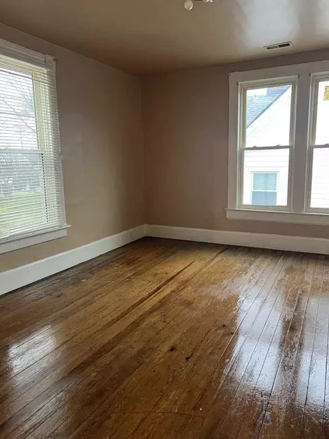 362 S Main St #A, Winchester, KY 40391