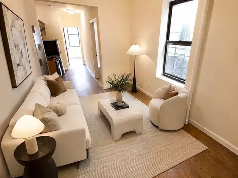 250 Broome St #17, New York, NY 10002