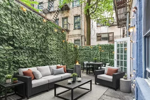 248 Mott St #3, New York, NY 10012