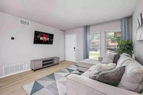 5727 Valley Pt #1626236P, San Antonio, TX 78233