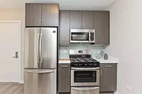 1552 N North Park Ave #701, Chicago, IL 60610