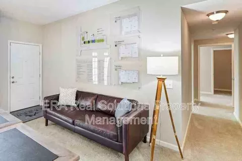 1655 Gilmore Park Ave, Columbus, OH 43204