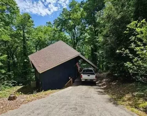 3342 Lodge Overlook Rd, Gainesville, GA 30501
