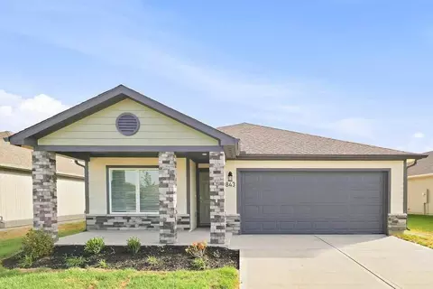 843 N Pear St, Gardner, KS 66030