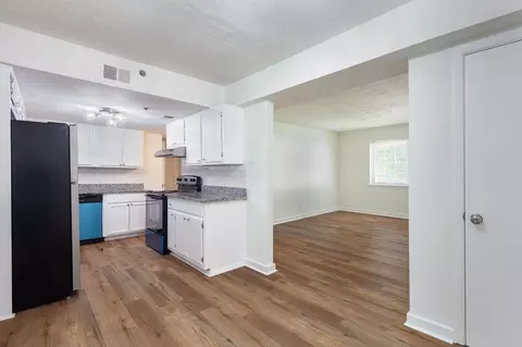 641 Powder Springs St SE #11, Smyrna, GA 30080
