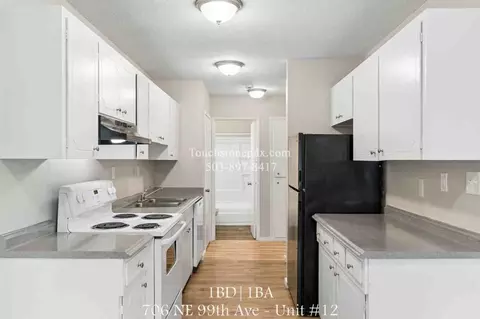 706 NE 99th Ave #12, Portland, OR 97220