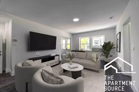 1555 W Hollywood Ave #204, Chicago, IL 60660