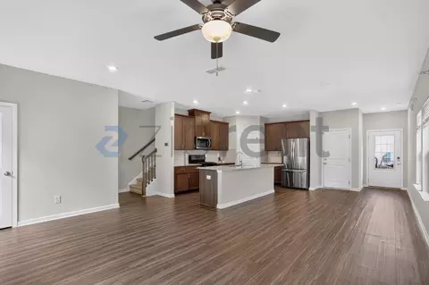 5562 Plain Field Ln, Lilburn, GA 30047