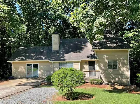 1603 Kings Ridge Dr, Norcross, GA 30093