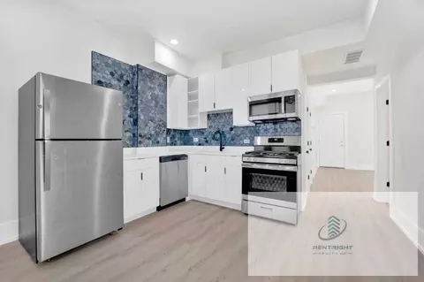 944 N Damen Ave #1F, Chicago, IL 60622