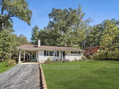 20 Penrose Ave, Greenville, SC 29605