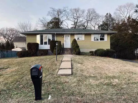 233 Bay Blvd #NA, Bayville, NJ 08721