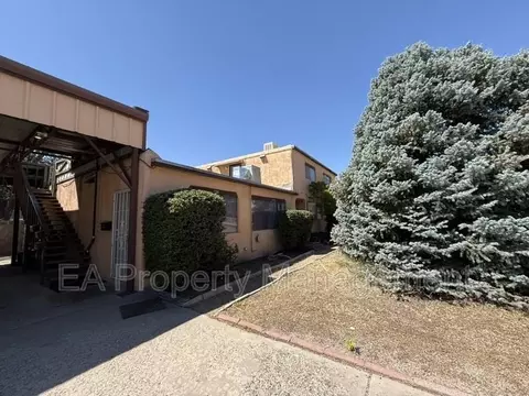 7700 Mcknight Ave NE #B, Albuquerque, NM 87110