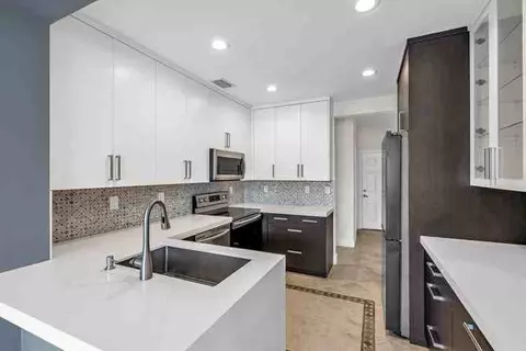 12571 NW 57th Ct, Coral Springs, FL 33076