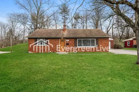 8892 Neptune Dr, Cincinnati, OH 45231