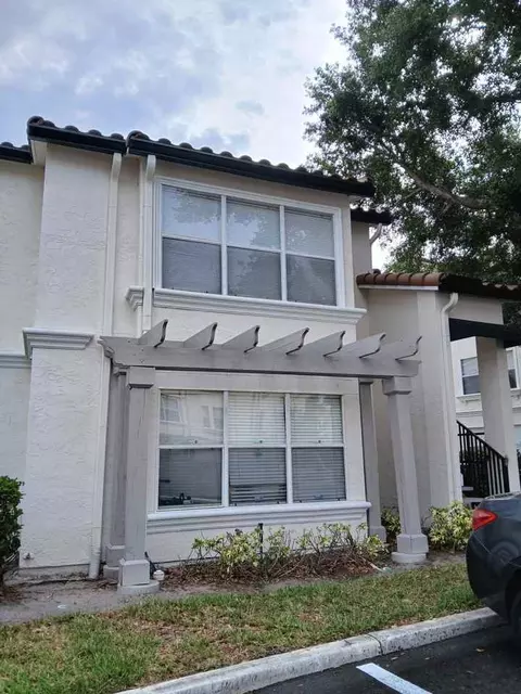 5128 Conroy Rd #717, Orlando, FL 32811