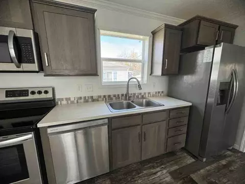 85 Juniper Ct, Bath, PA 18014 photo 7