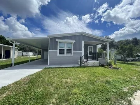 124 Hibiscus Dr, Leesburg, FL 34788