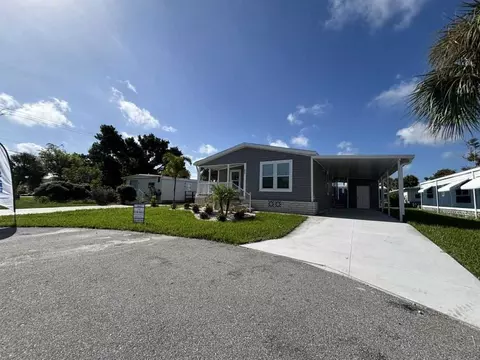 984 W Lucaya Ave, Venice, FL 34285