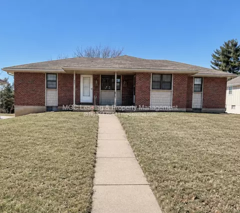 717 NW 6th St #A, Blue Springs, MO 64014