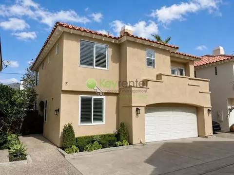 302 E 16th St #F, Costa Mesa, CA 92627