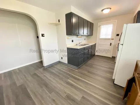 7209 Front River Rd #2, Pittsburgh, PA 15225