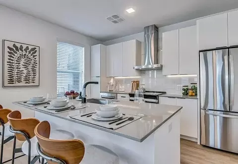 5327 Lyndon B Johnson Fwy #2.005, Dallas, TX 75240