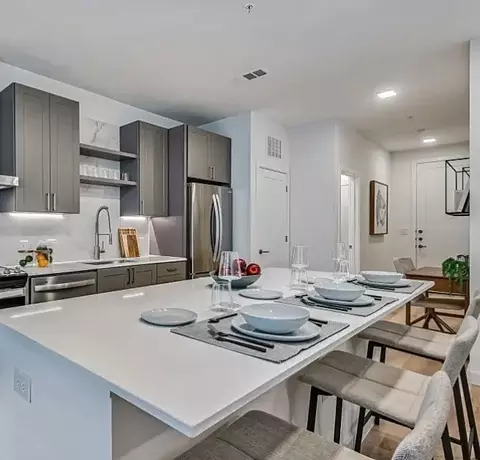 5327 Lyndon B Johnson Fwy #4.0016, Dallas, TX 75240