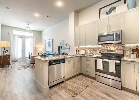 5501 Interstate 635 Service Rd #3.881, Dallas, TX 75240